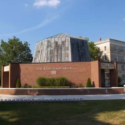 https://hibourbonnais.com/wp-content/uploads/2017/04/strickler-planetarium.jpg